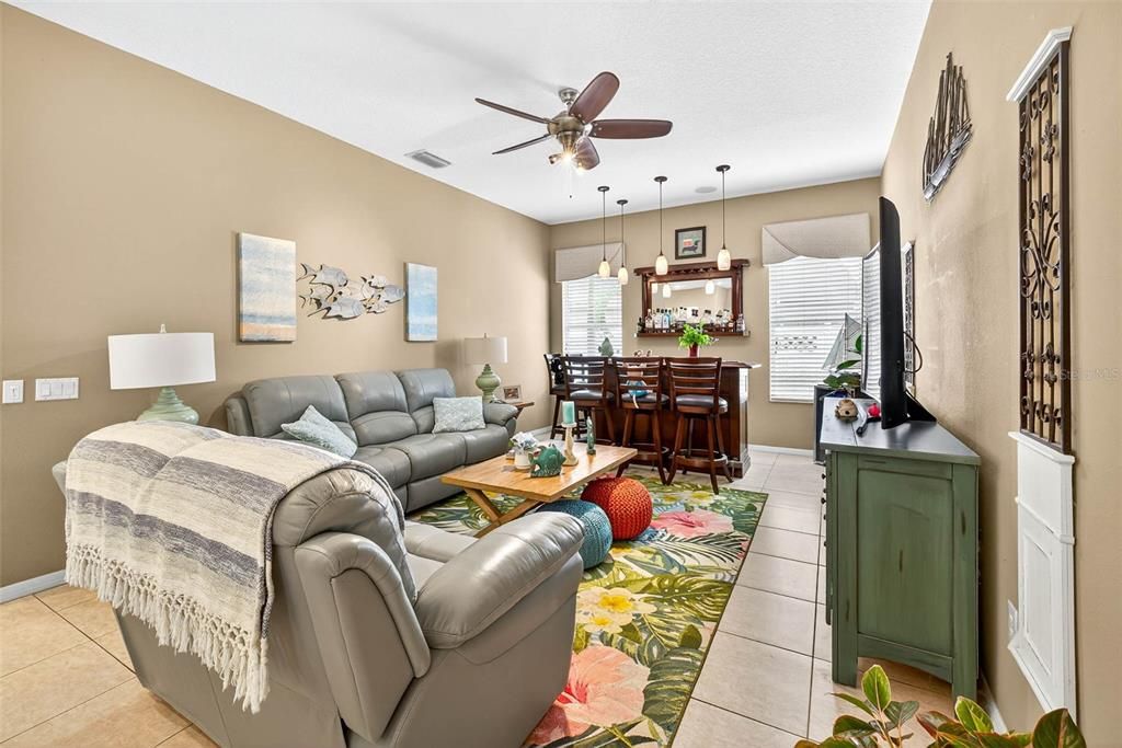 Dining room, Interior, Living room, Pendant Lights