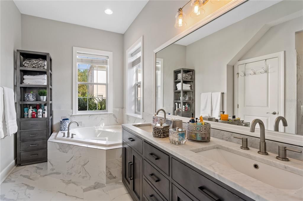 Bathroom, Dual Sink Vanities, Interior, Marble, Recessed Lighting