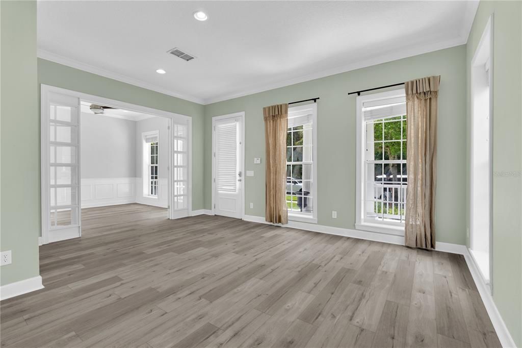 Empty room, Interior, Recessed Lighting, Wood Texture Flooring