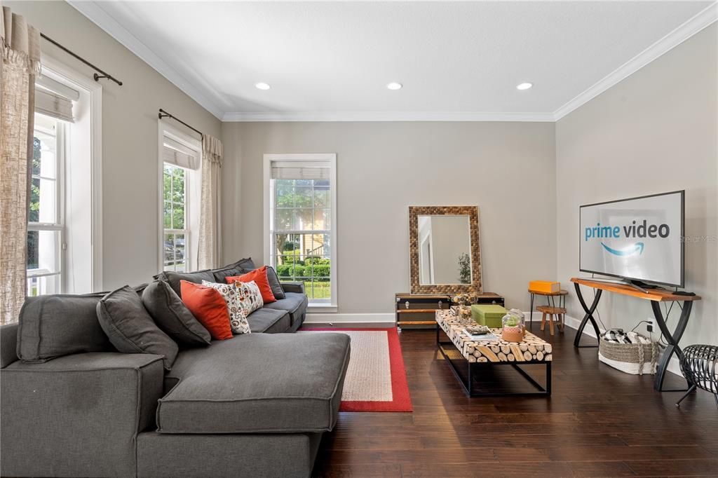 Interior, Living room, Recessed Lighting, Wood Texture Flooring