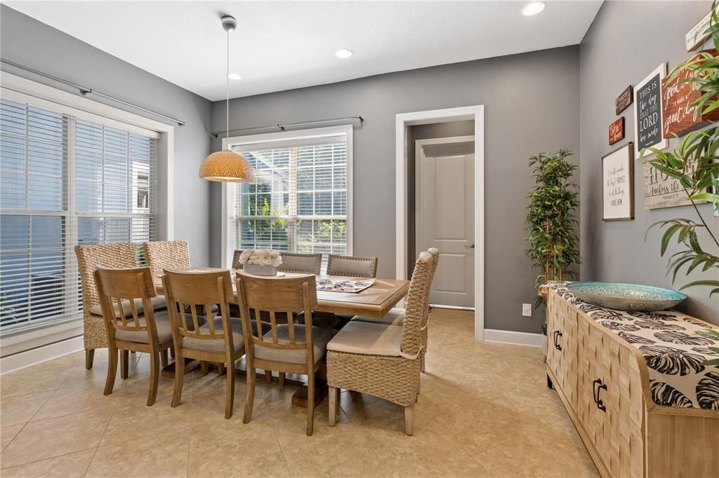 Dining room, Interior, Recessed Lighting