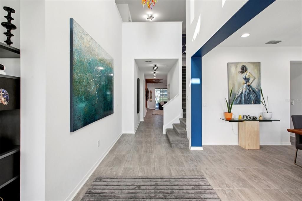 Interior, Recessed Lighting, Wood Texture Flooring