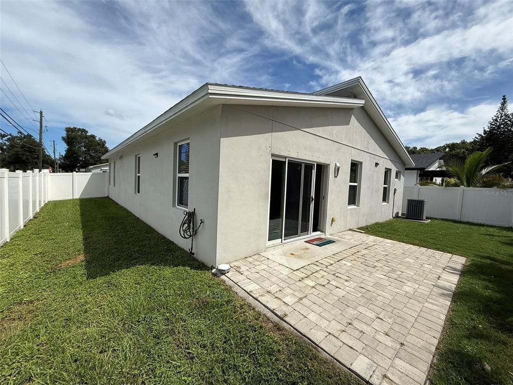 Backyard, Exterior