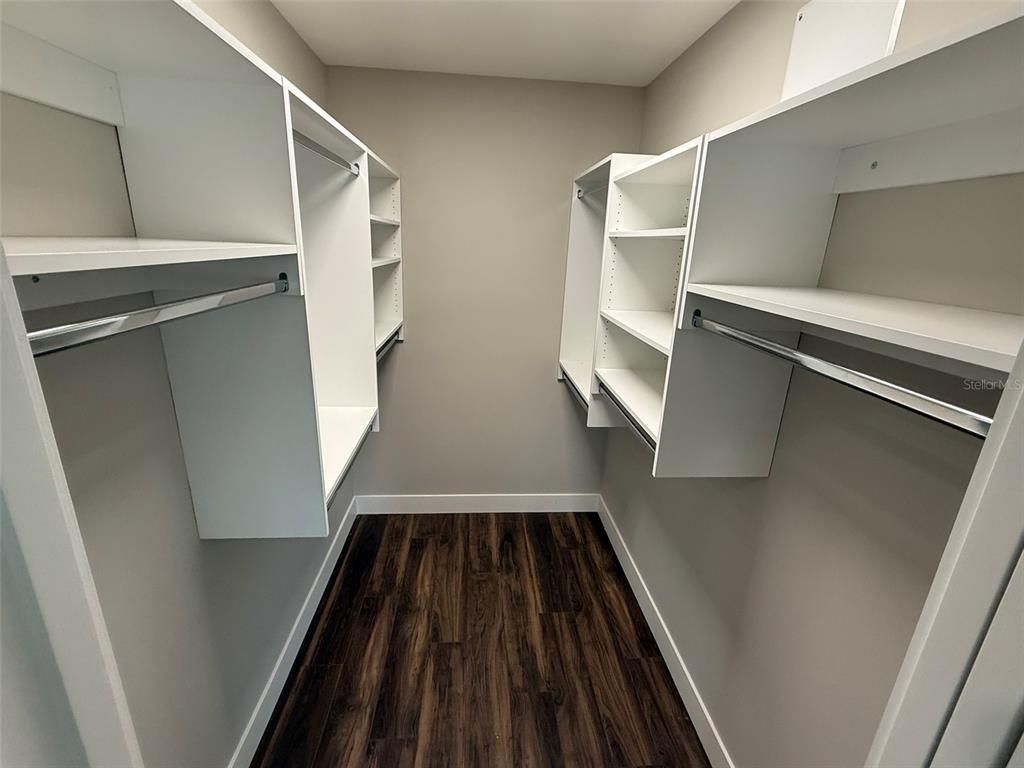 Interior, Walk-in Closets, Wood Texture Flooring