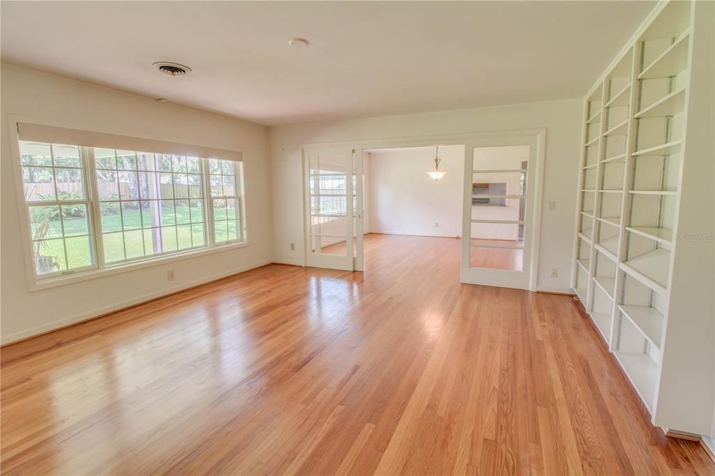 Empty room, Interior, Pendant Lights, Wood Texture Flooring