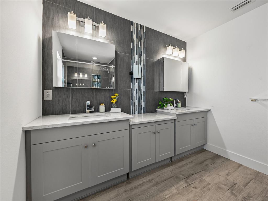 Bathroom, Dual Sink Vanities, Interior, Wood Texture Flooring