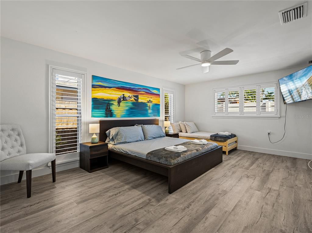 Bedroom, Interior, Water, Wood Texture Flooring