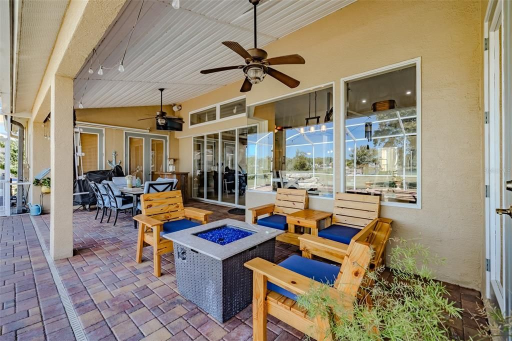 Exterior, Sun Room
