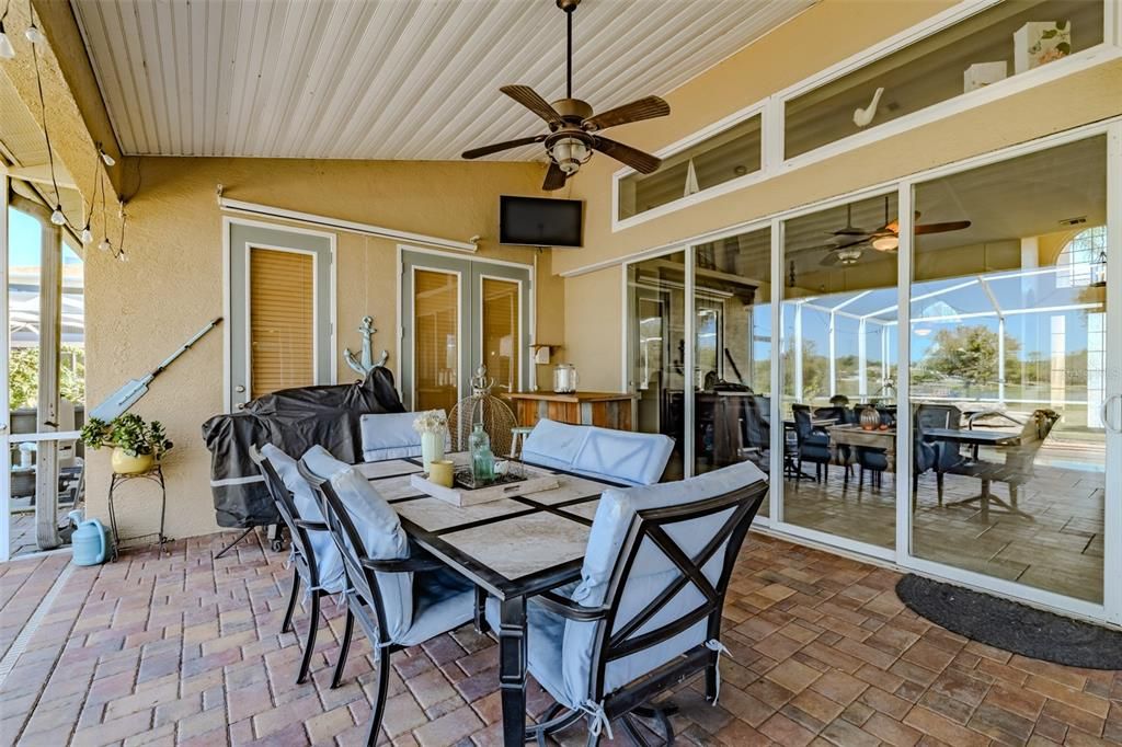 Dining room, Exterior, Interior, Sun Room