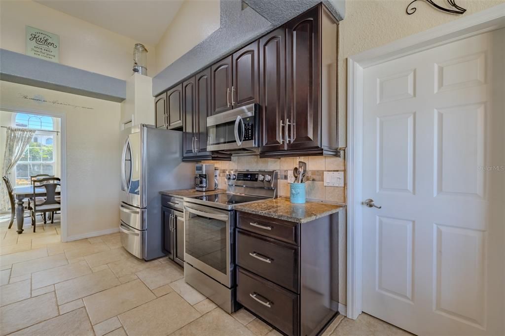Dining room, Interior, Kitchen