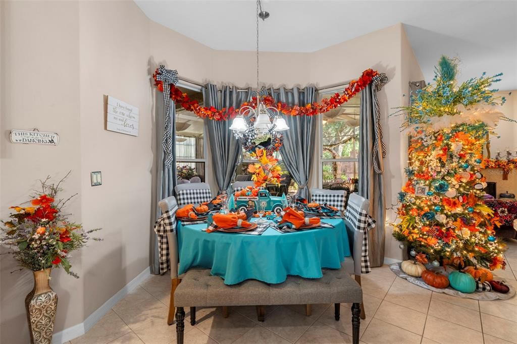 Dining room, Interior, Pendant Lights