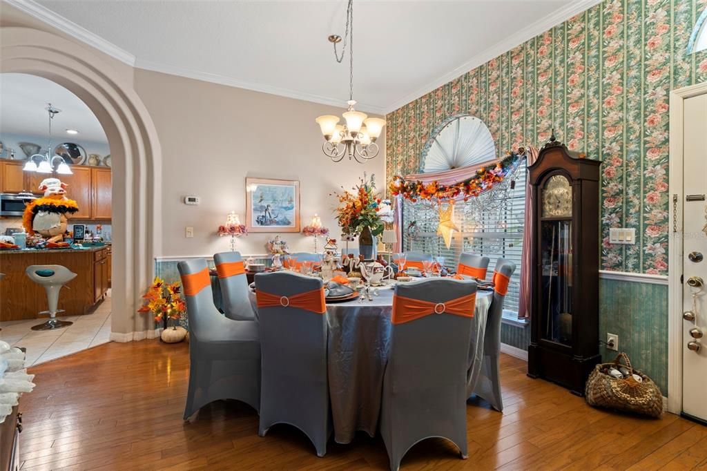 Chandelier, Dining room, Interior, Pendant Lights, Wood Texture Flooring
