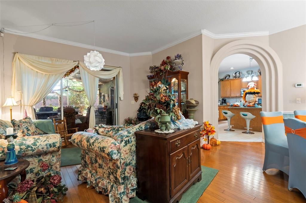 Dining room, Interior, Living room, Pendant Lights, Wood Texture Flooring
