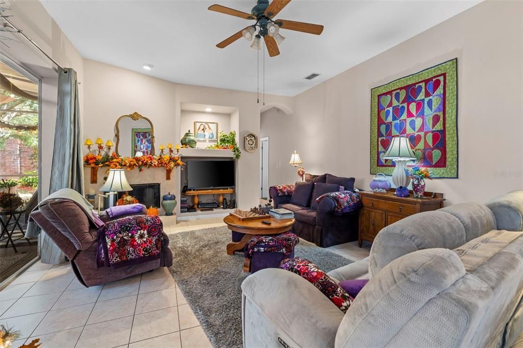 Fireplace, Interior, Living room, Recessed Lighting