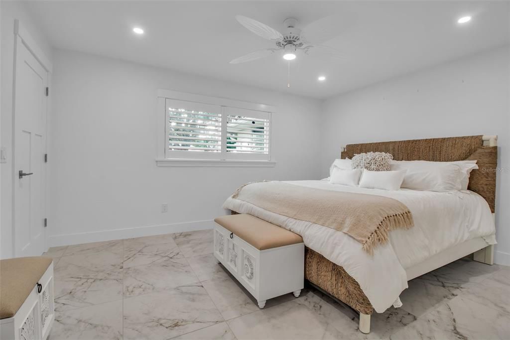 Bedroom, Interior, Marble, Recessed Lighting