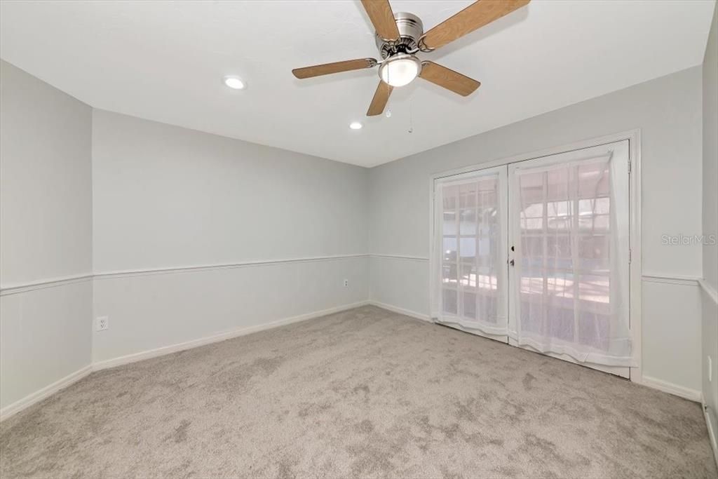 Empty room, Interior, Recessed Lighting