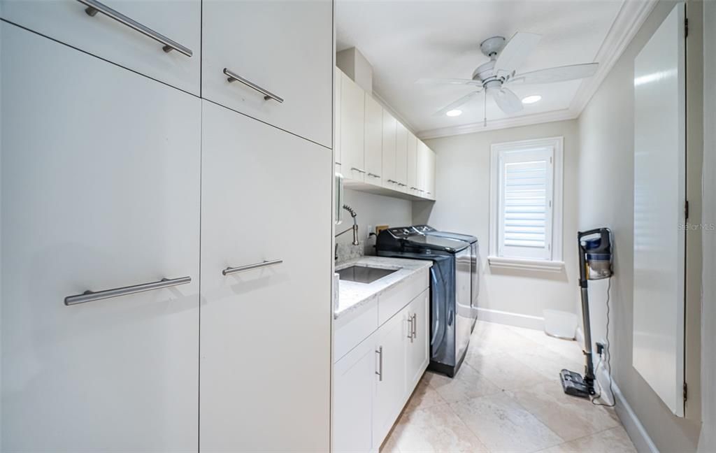 Interior, Recessed Lighting, Washer