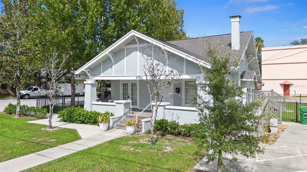 Exterior, Facade, American Craftsman