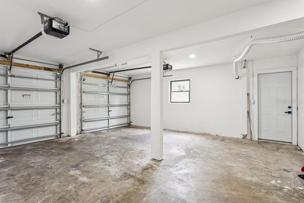 Garage, Interior, Recessed Lighting