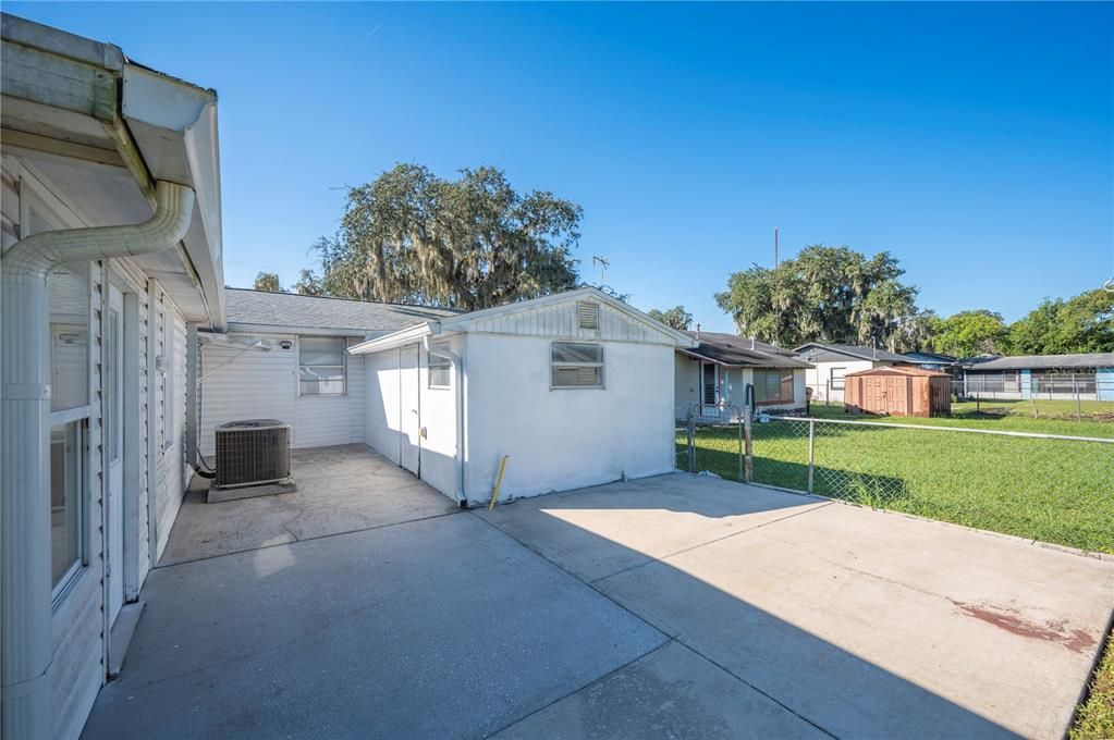 Backyard, Exterior