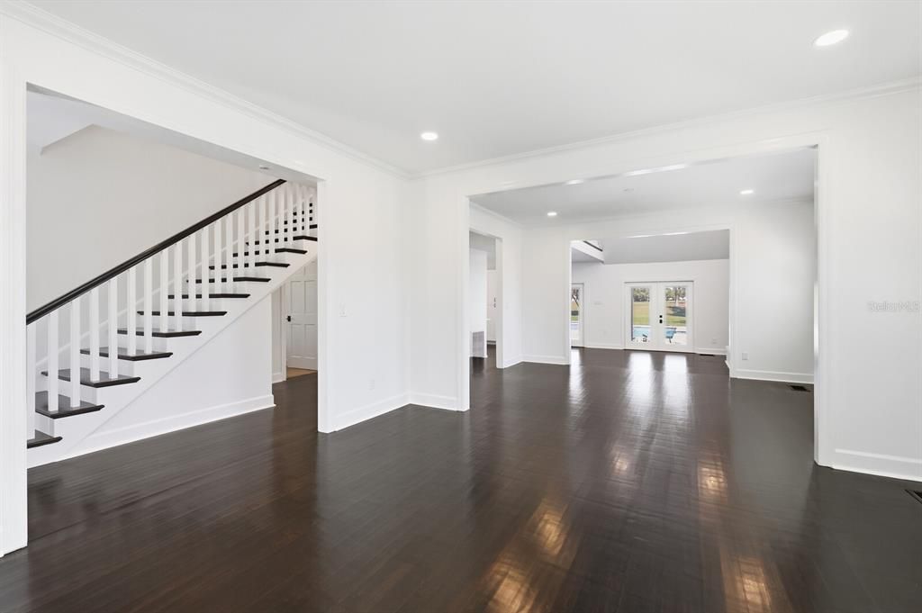Empty room, Interior, Recessed Lighting, Wood Texture Flooring