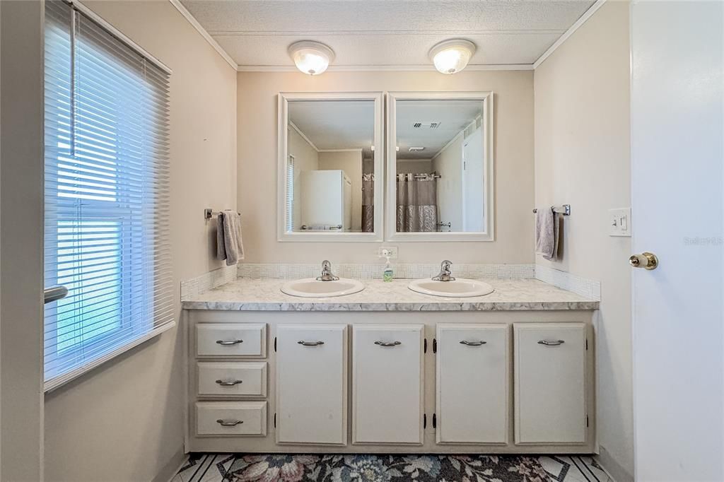 Bathroom, Dual Sink Vanities, Interior