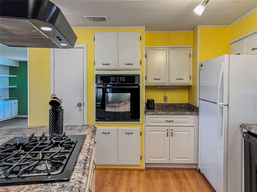 Interior, Kitchen, Wood Texture Flooring