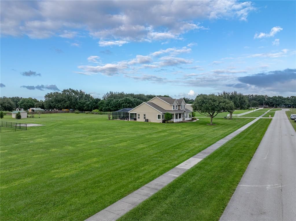 Backyard, Exterior