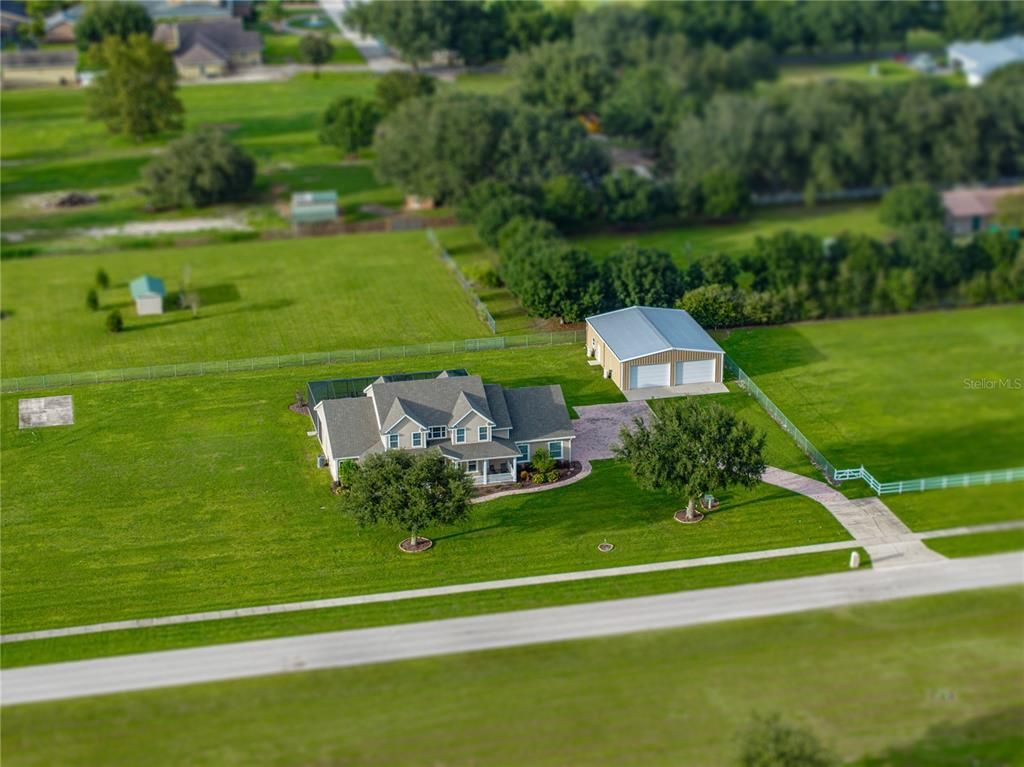 Exterior, Drone
