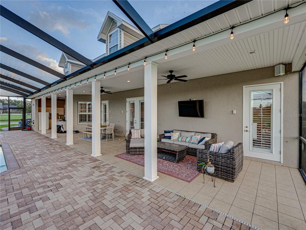 Exterior, Glass Ceilings, Sun Room