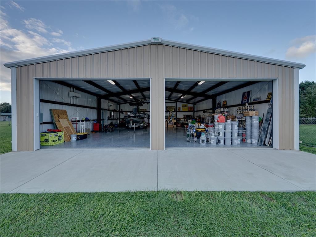 Detached Garage, Exterior