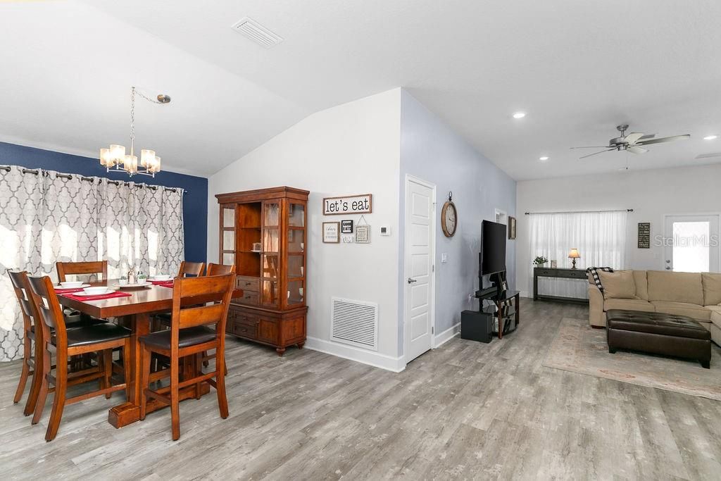 Chandelier, Dining room, Interior, Living room, Recessed Lighting, Wood Texture Flooring