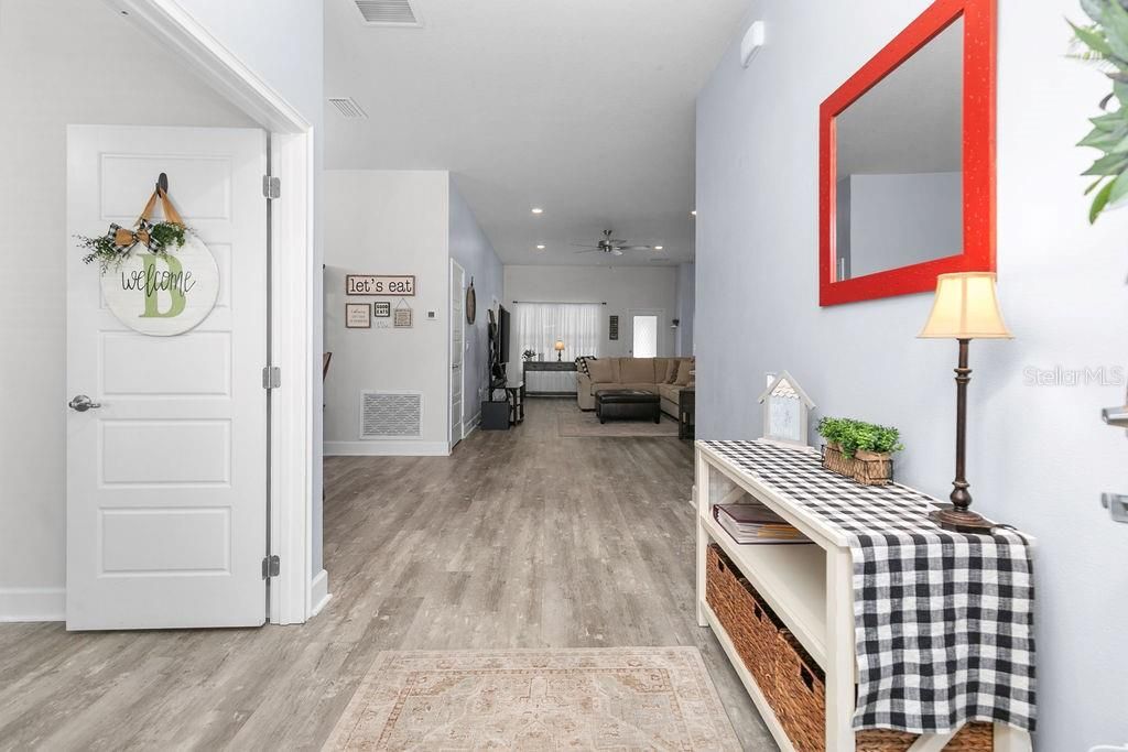 Interior, Recessed Lighting, Wood Texture Flooring