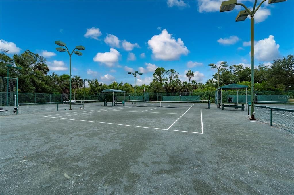 Exterior, Tennis Courts