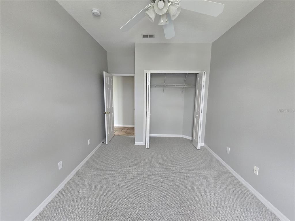 Empty room, Interior, Walk-in Closets
