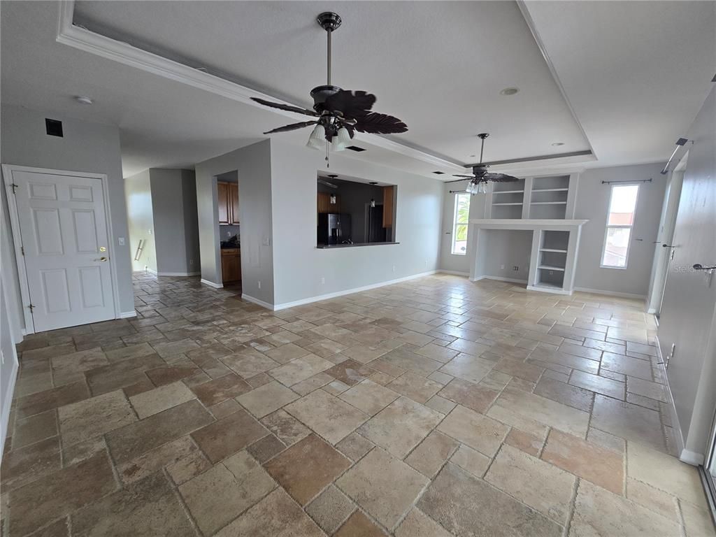 Empty room, Interior, Recessed Lighting