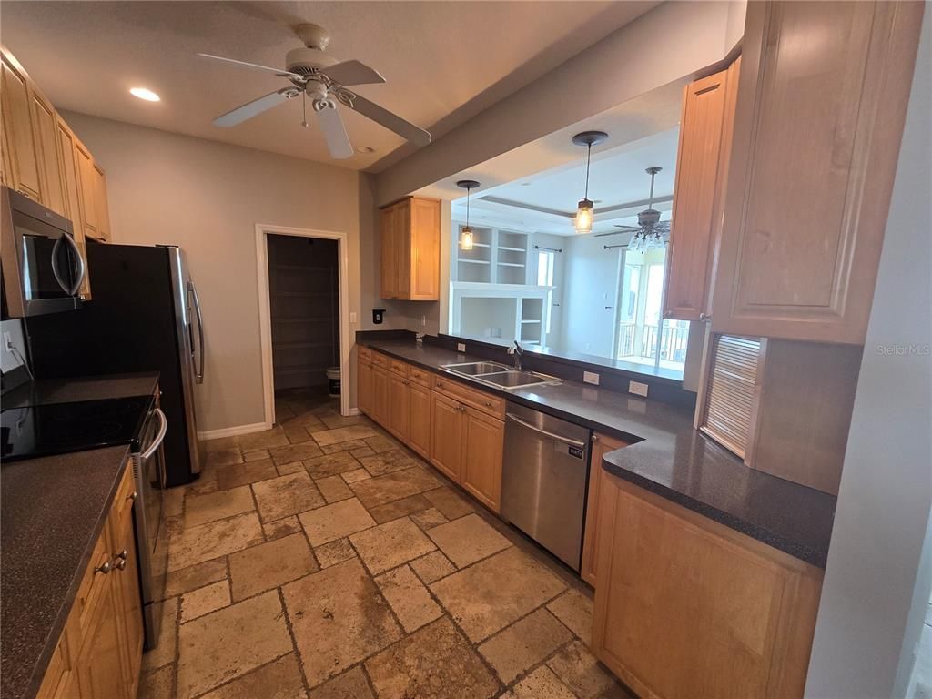 Interior, Kitchen, Pendant Lights, Recessed Lighting, Stainless Steel Appliances