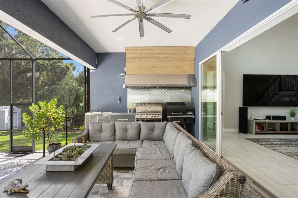Interior, Kitchen, Living room, Stainless Steel Appliances, Sun Room