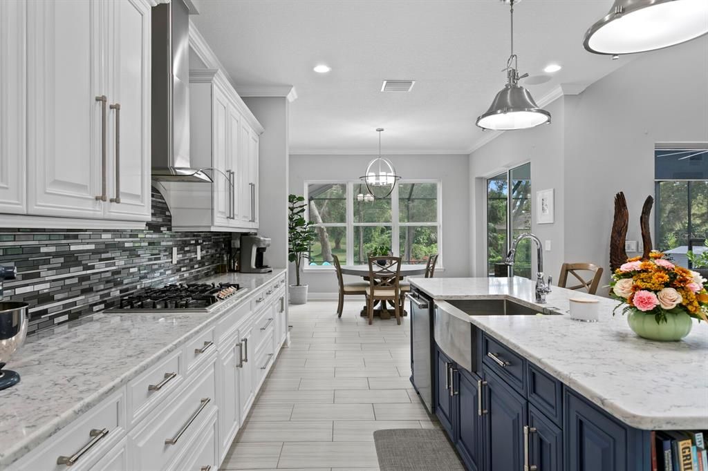 Dining room, Interior, Kitchen, Pendant Lights, Recessed Lighting