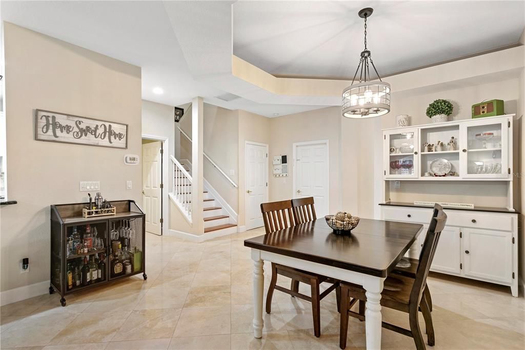 Dining room, Interior, Pendant Lights, Recessed Lighting