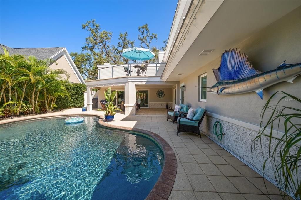 Exterior, Pool