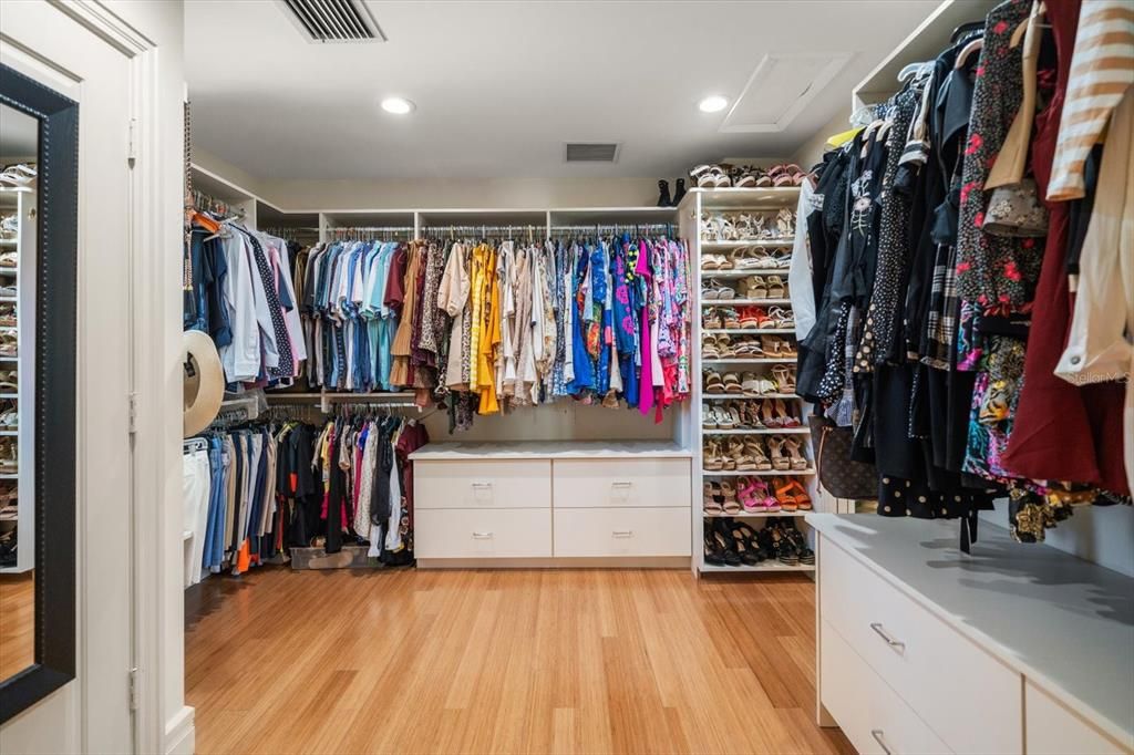 Interior, Recessed Lighting, Walk-in Closets, Wood Texture Flooring