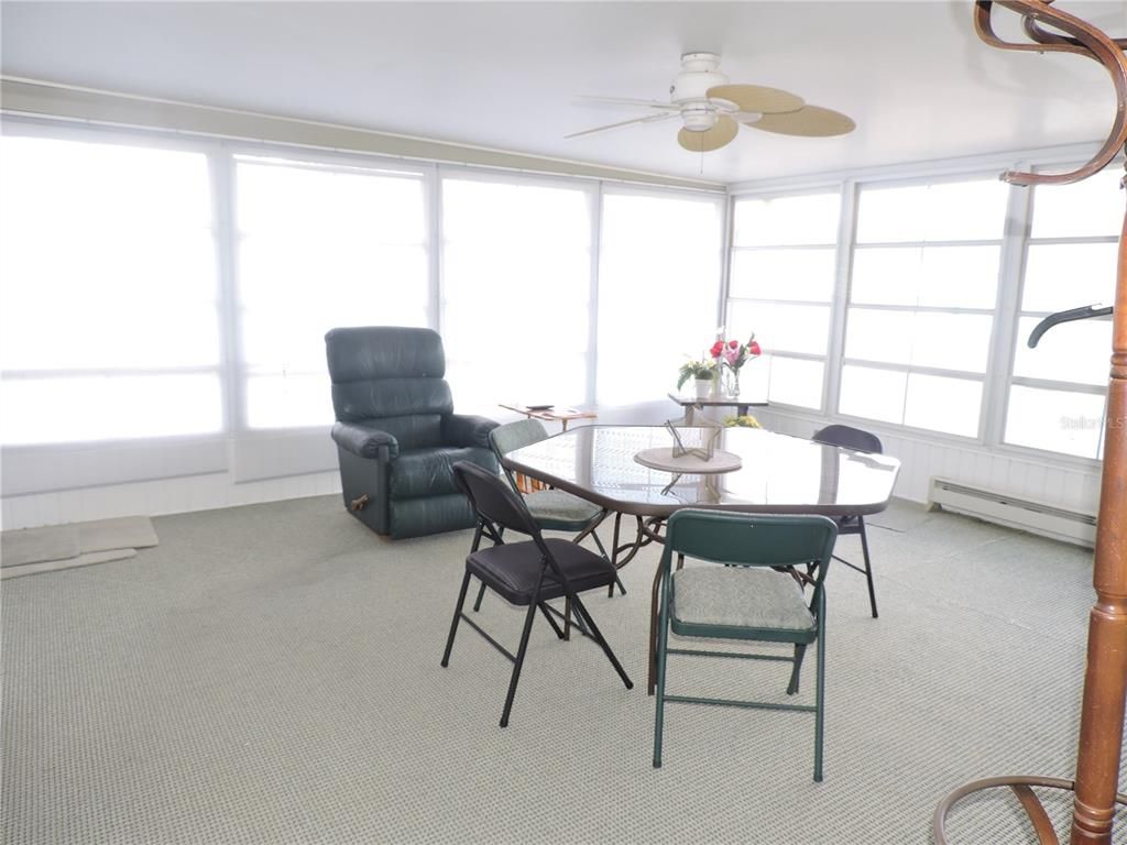 Dining room, Interior