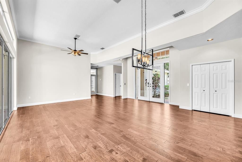 Empty room, Interior, Pendant Lights, Recessed Lighting, Wood Texture Flooring
