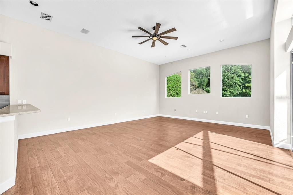 Empty room, Interior, Recessed Lighting, Wood Texture Flooring