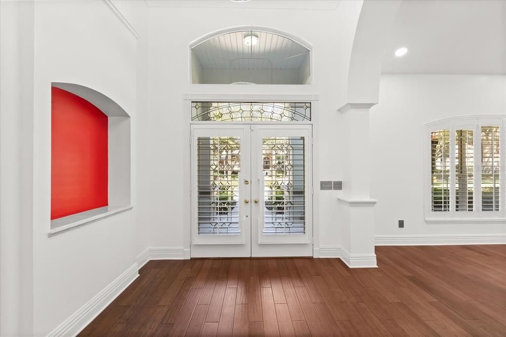 Interior, Recessed Lighting, Wood Texture Flooring