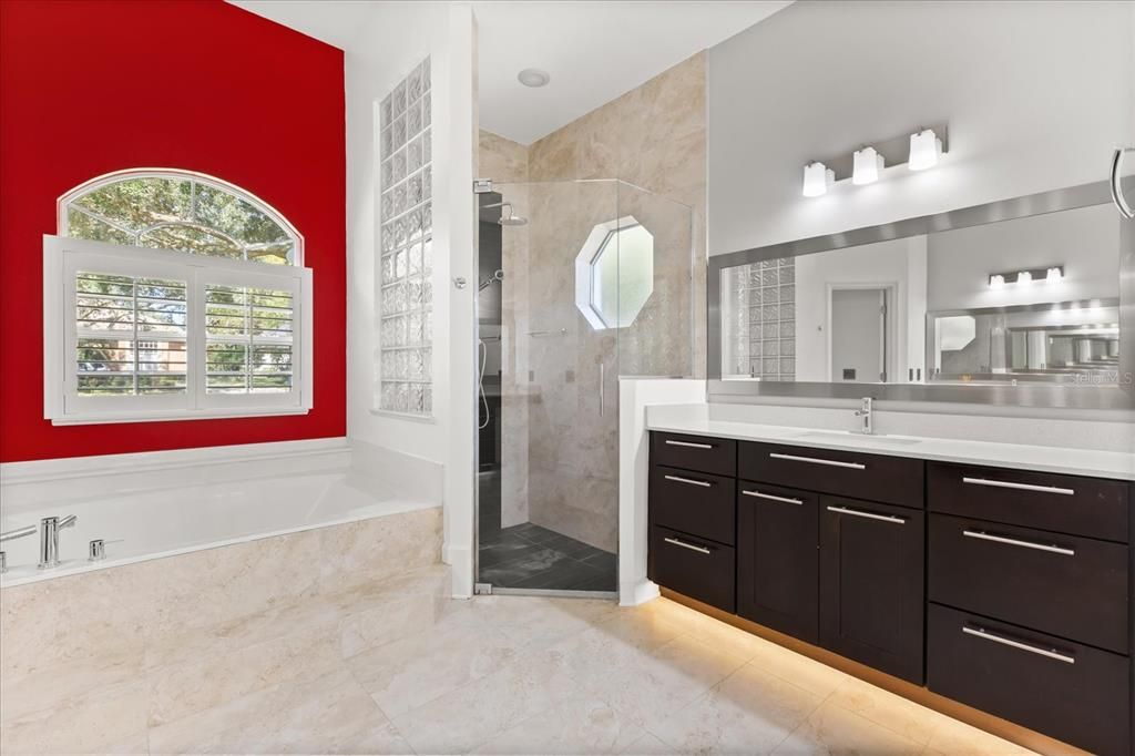 Bathroom, Glass Shower, Interior