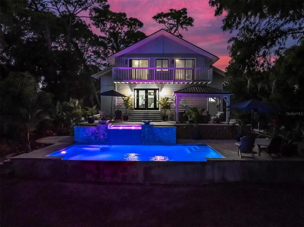Backyard, Exterior, Facade, Pool, Queen Anne Victorian