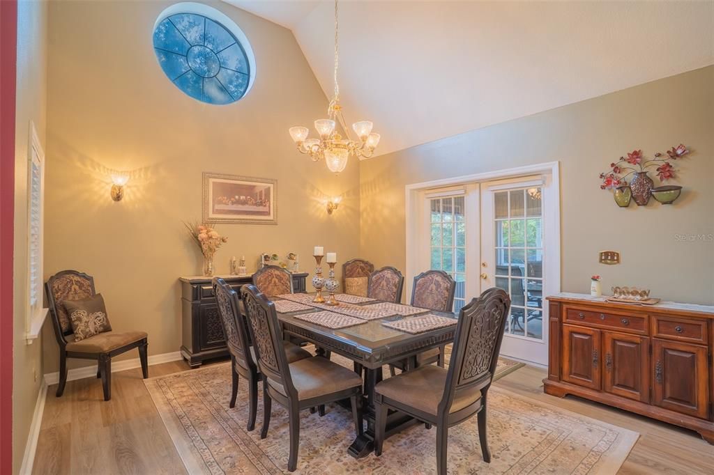 Chandelier, Dining room, Interior, Pendant Lights, Wood Texture Flooring