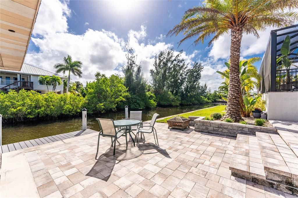 Backyard, Exterior, Water
